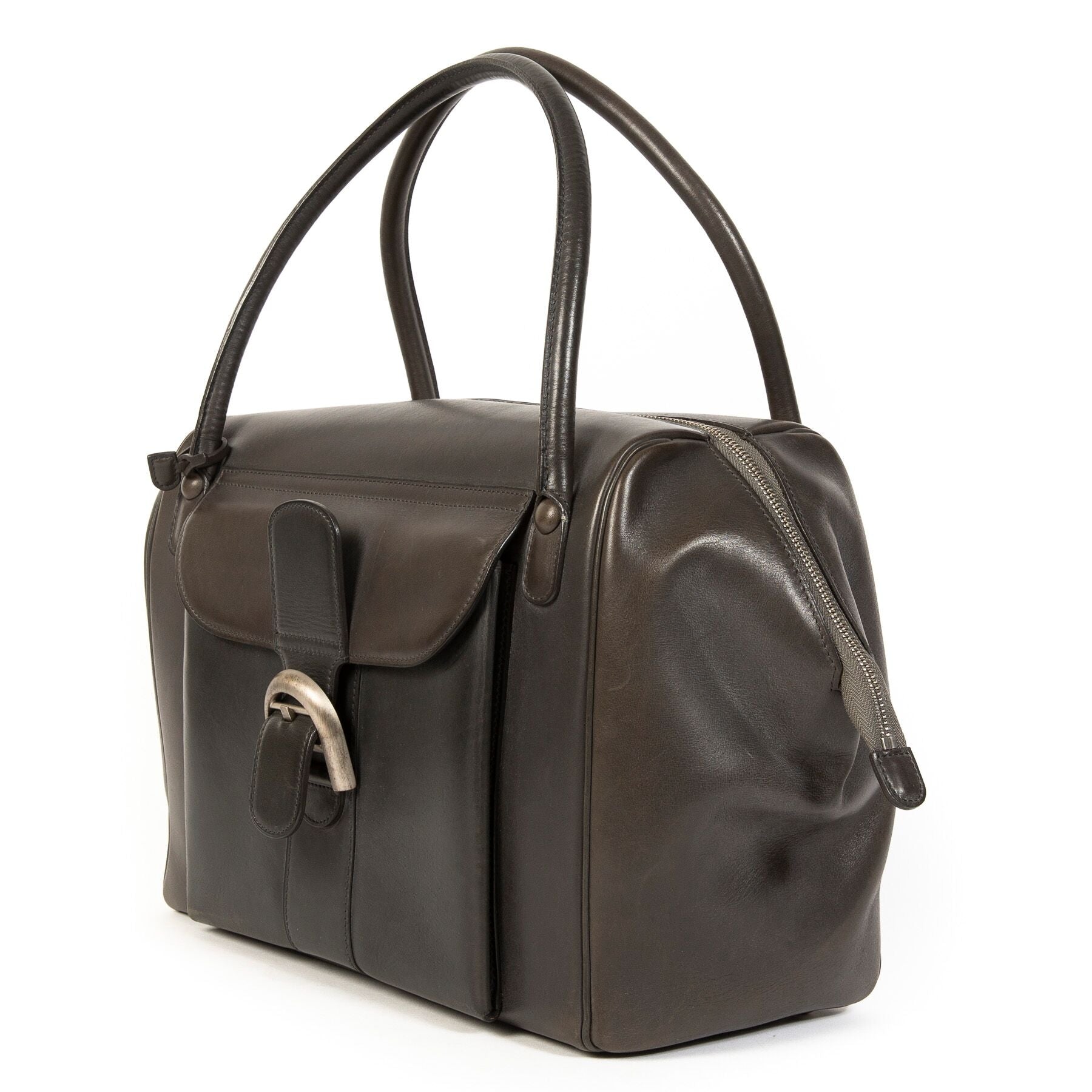Buy authentic secondhand Delvaux Brilliant 12H at the right price at LabelLOV vintage webshop.