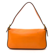 Fendi Orange Baguette Shoulder Bag Buy authentic designer Fendi secondhand bags at Labellov at the best price. Safe and secure shopping. Koop tweedehands authentieke Fendi tassen bij designer webwinkel labellov.