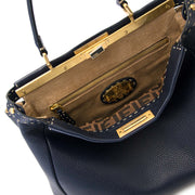 Fendi Dark Blue Peekaboo shop safe online at the best price your secondhand Fendi Dark Blue Peekaboo