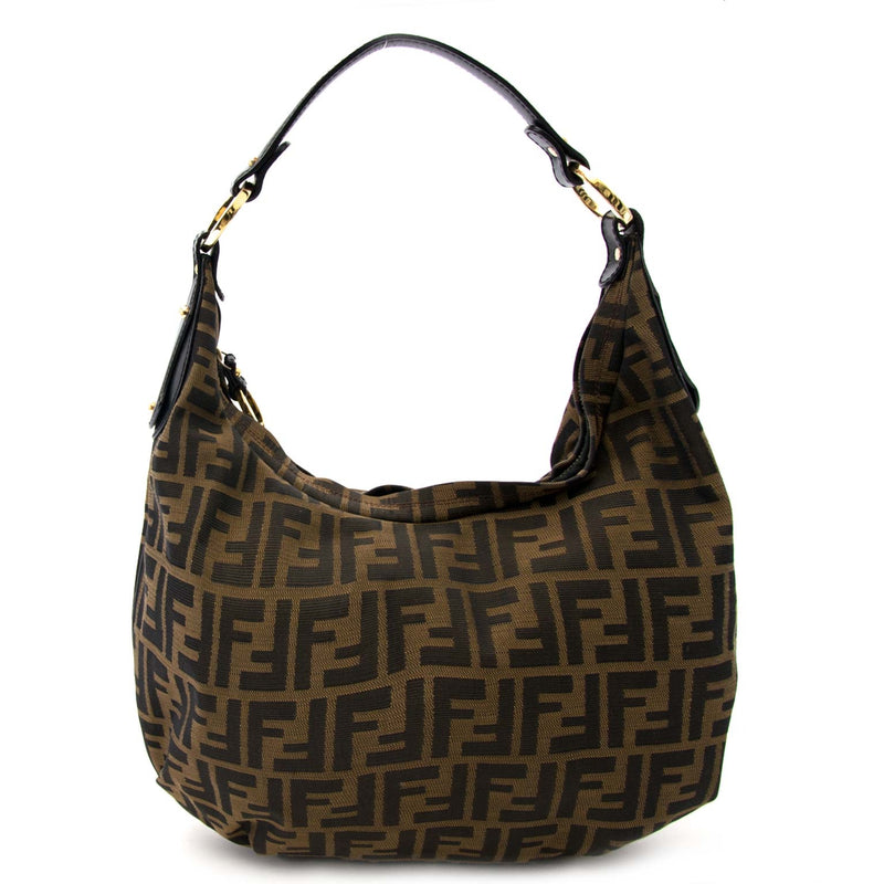 Fendi Tobacco Hobo FF Zucca Bag Buy authentic designer Chanel secondhand bags at Labellov at the best price. Safe and secure shopping. Koop tweedehands authentieke Chanel tassen bij designer webwinkel labellov.