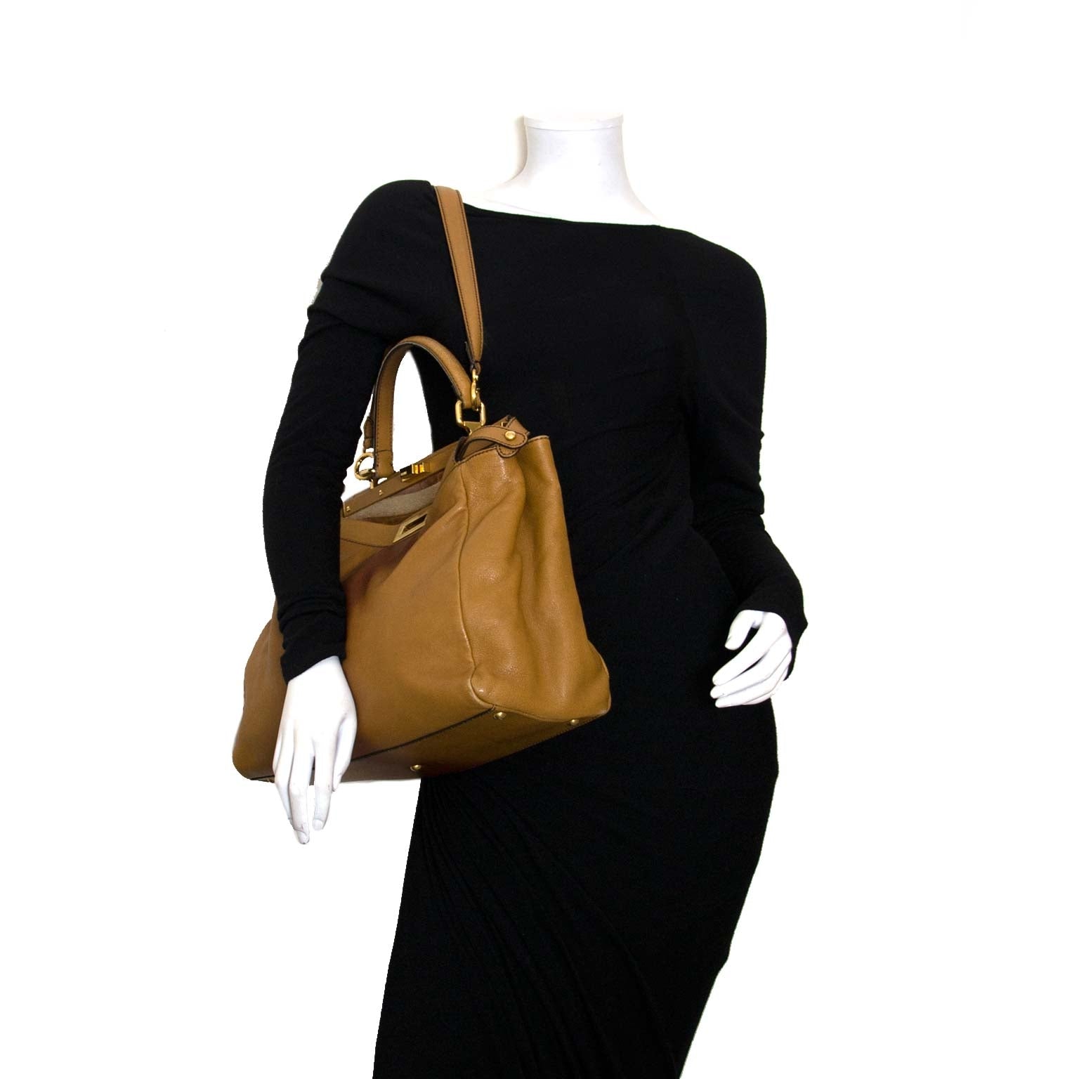 Fendi peekaboo tassen te koop bij labellov vintage mode webshop belgië