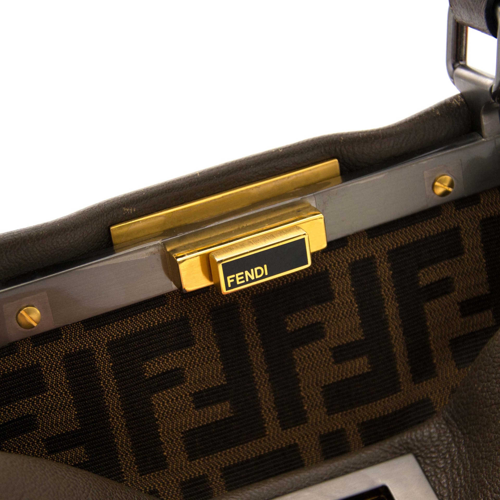 Acheter fendi peekaboo en ligne chez labellov.com pour le meulleur prix