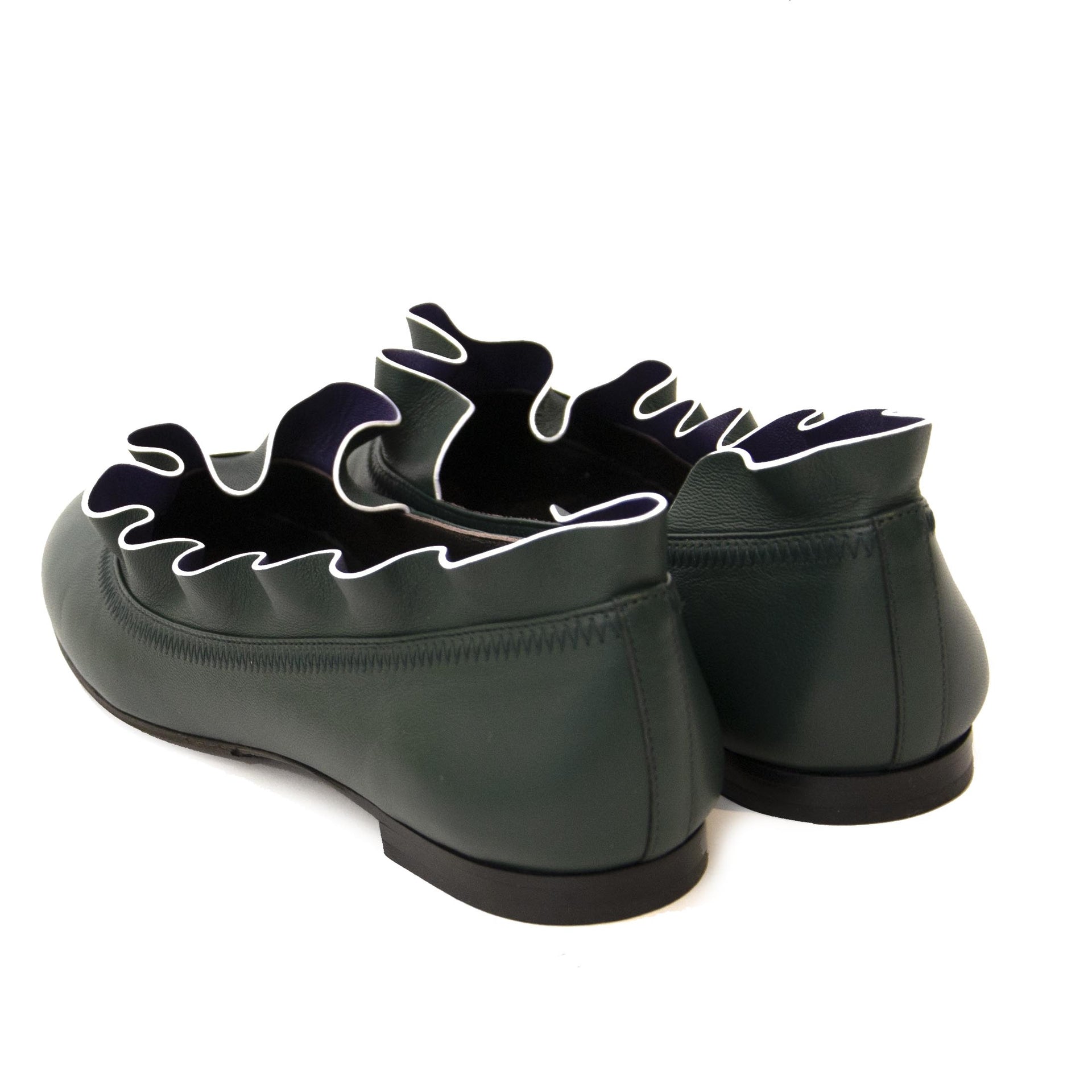 Achetter Fendi chaussures à un bon prix chez LabelLOV vintage webshop