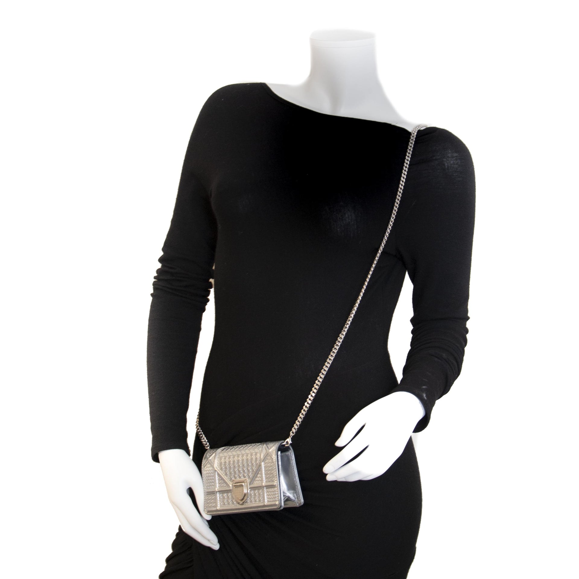 Authentique seconde main vintage Dior Diorama Mini Silver Bag achète en ligne webshop LabelLOV