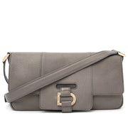 Authentieke tweedehands Delvaux schoudertas in metallic grijs te koop bij LabelLOV, de luxe webshop van België.