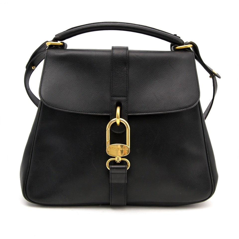 Vintage Delvaux black Jumping bag for the best price at Labellov webshop. Safe and secure online shopping with 100% authenticity. Vintage Delvaux noir Jumping sac à epaule pour le meilleur prix.