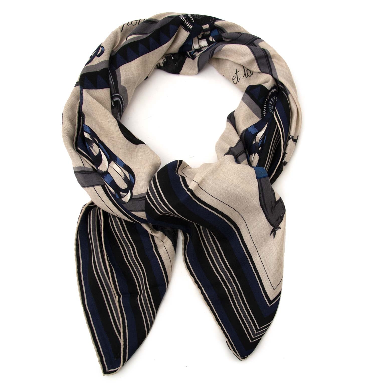 Buy hermès couvertures et tenues de jour scarf at labellov vintage webshop belgium