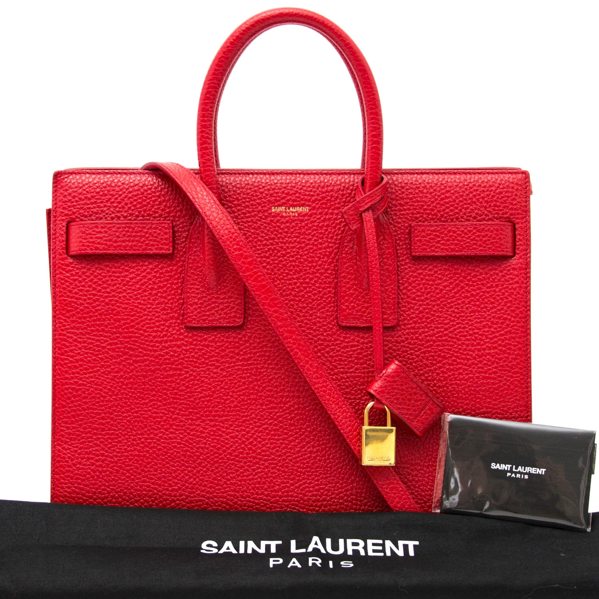Vintage Saint Laurent Sac De Jour red handag for the best price at Labellov webshop. Safe and secure online shopping with 100% authenticity. Vintage Saint Laurent Sac De Jour rouge sac à main pour le meilleur prix.