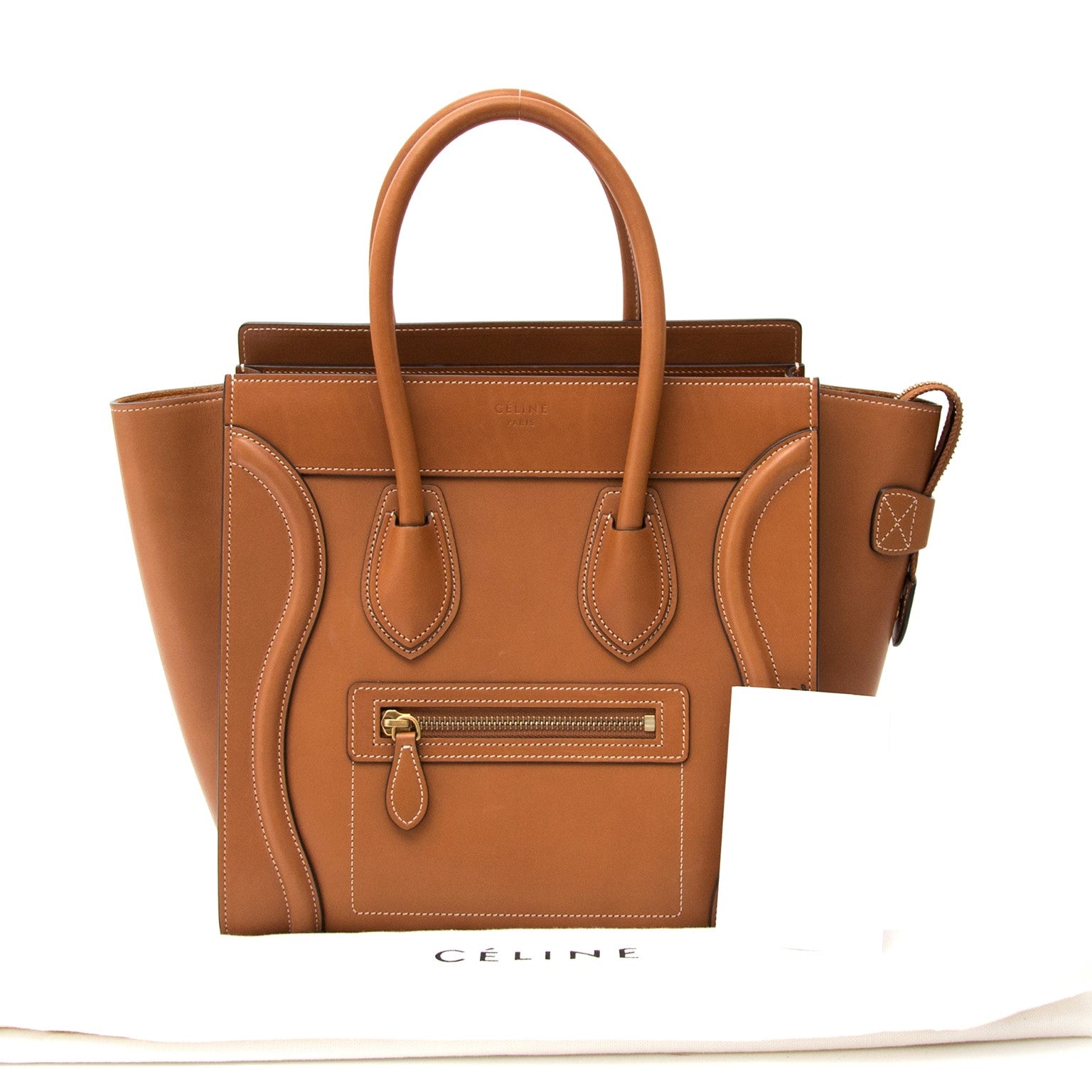Vintage Céline micro debossed luggage handbag for the best price at Labellov webshop. Safe and secure online shopping with 100% authenticity. Vintage Céline micro debossed sac à bagages pour le meilleur prix.