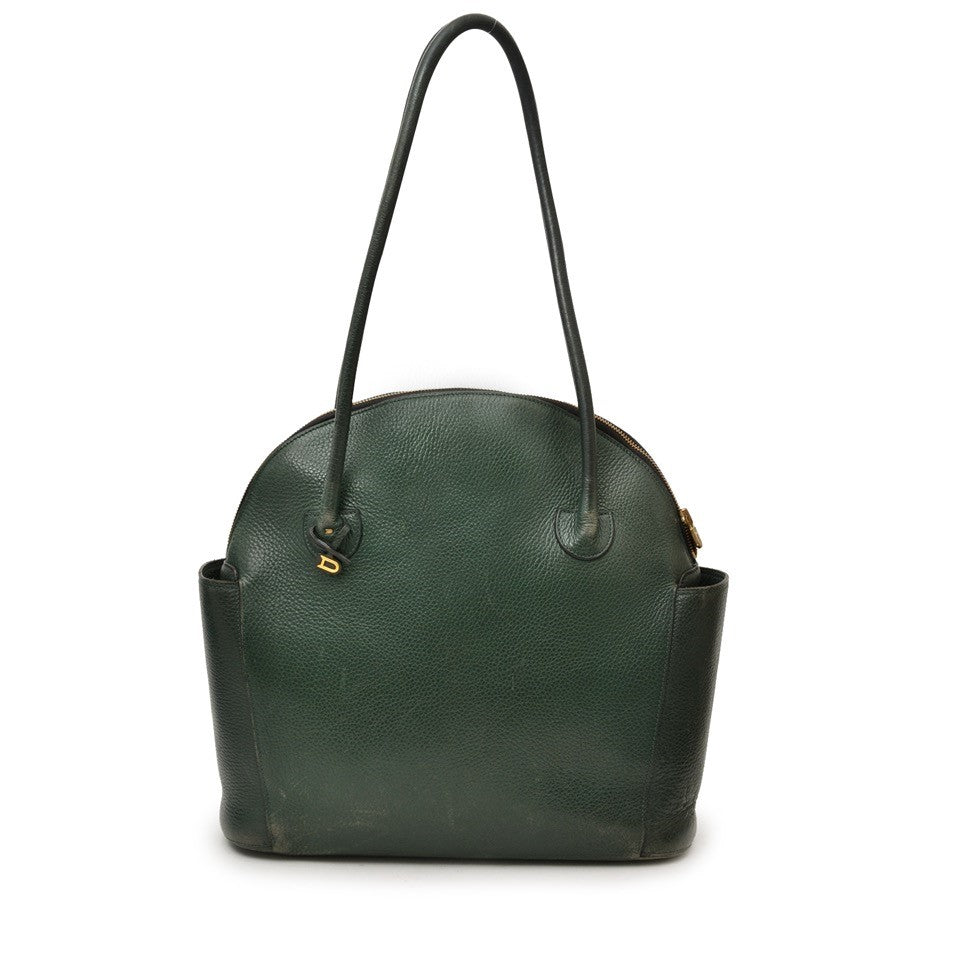 Vintage Delvaux shoulder bag for the best price at Labellov webshop. Safe and secure online shopping with 100% authenticity. Vintage Delvaux sac à epaule pour le meilleur prix.