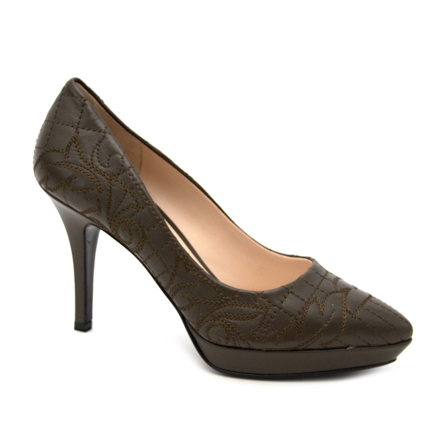 acheter en ligne seconde main *NEVER USED* Versace Khaki Quilted Pumps - Size 38