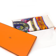 Authentieke Hermès 'Songe de la Licorne' sjaal voor de juiste prijs bij LabelLOV vintage webshop. Hermès zijden sjaal. Veilig online winkelen. Luxe, vintage, mode. Antwerpen, België.