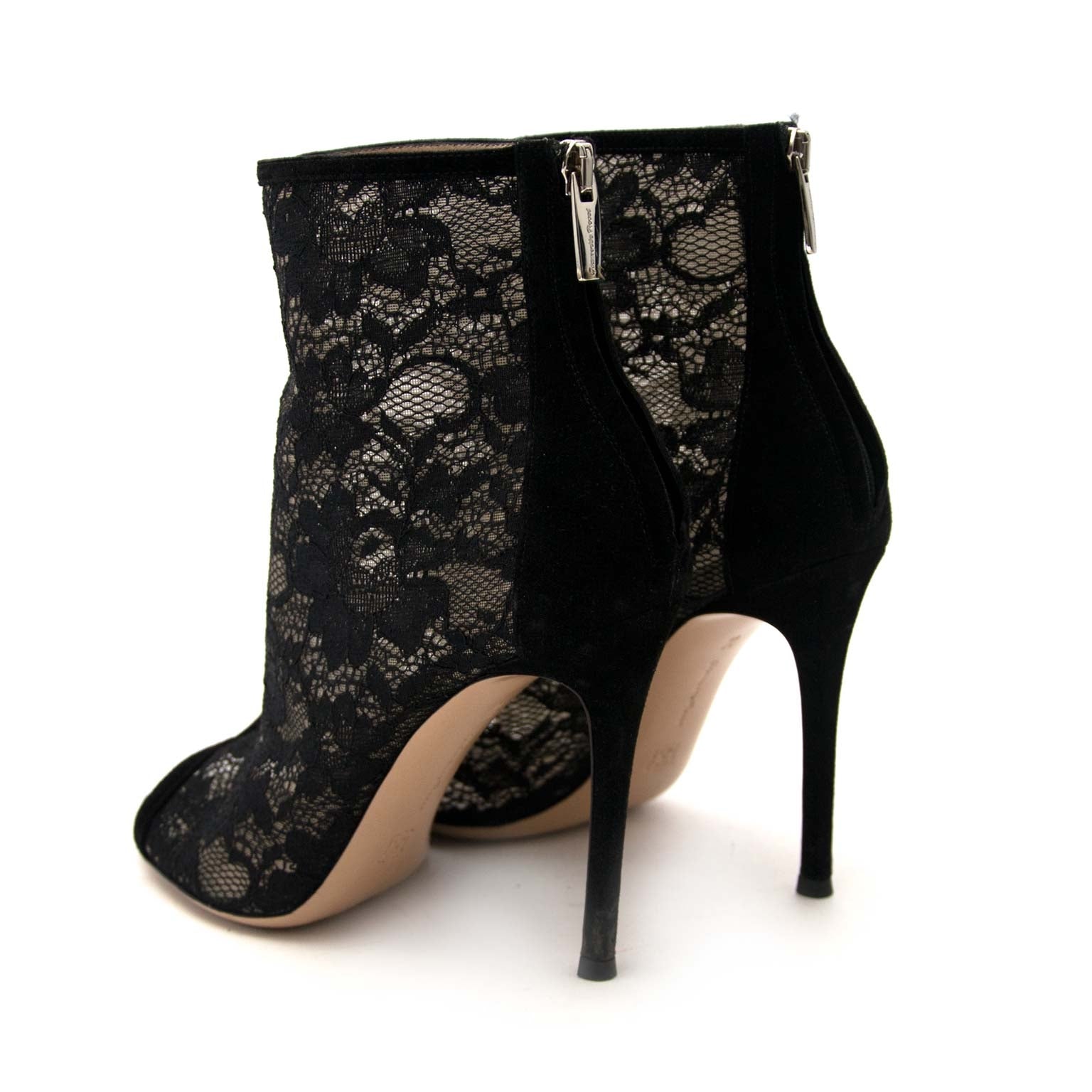 koop veilig online jou tweedehands Gianvito Rossi Lace Peep-toe Booties - size 37.5