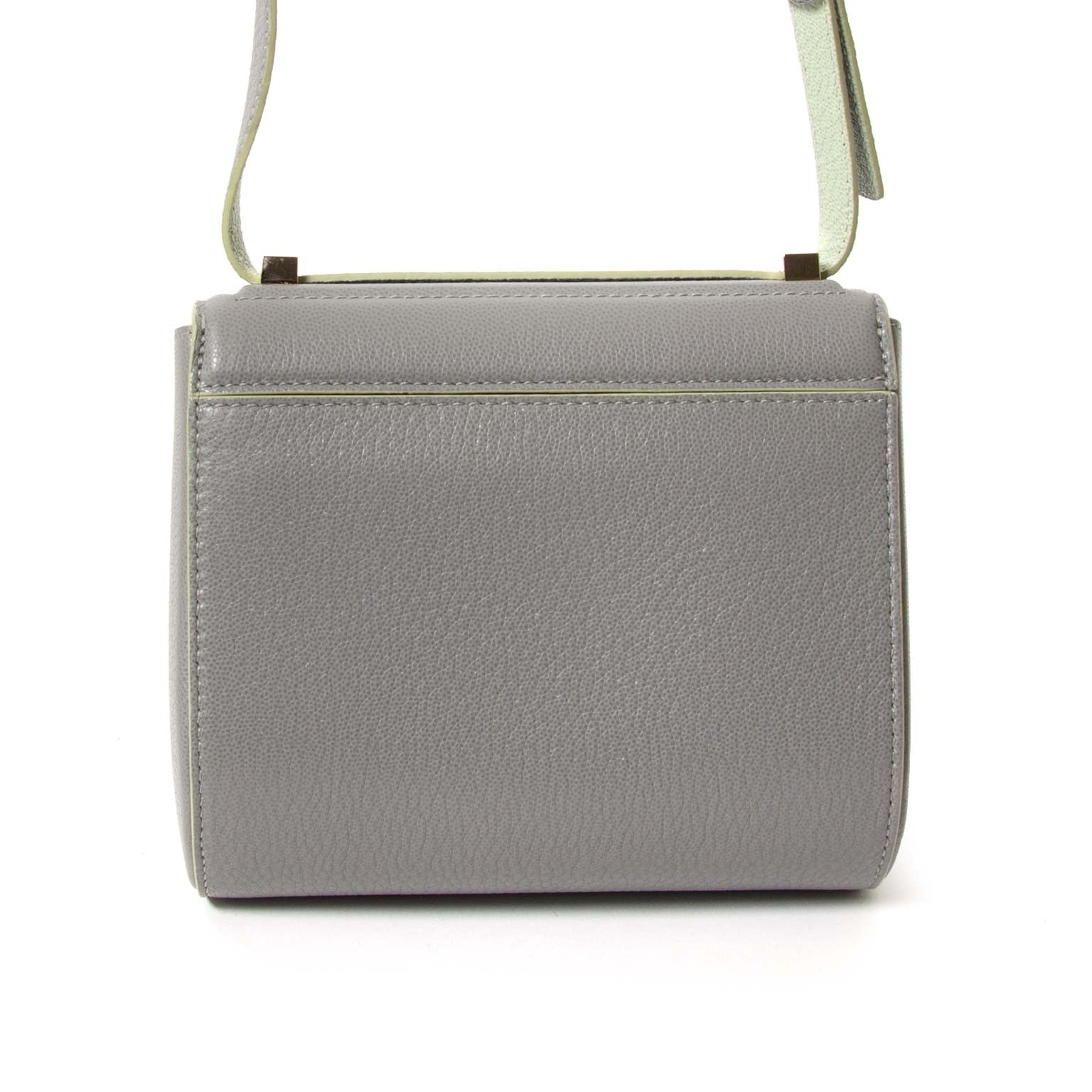 koop Givenchy Pearl Grey Pandora Box Crossbody Bag en betaal veilig online