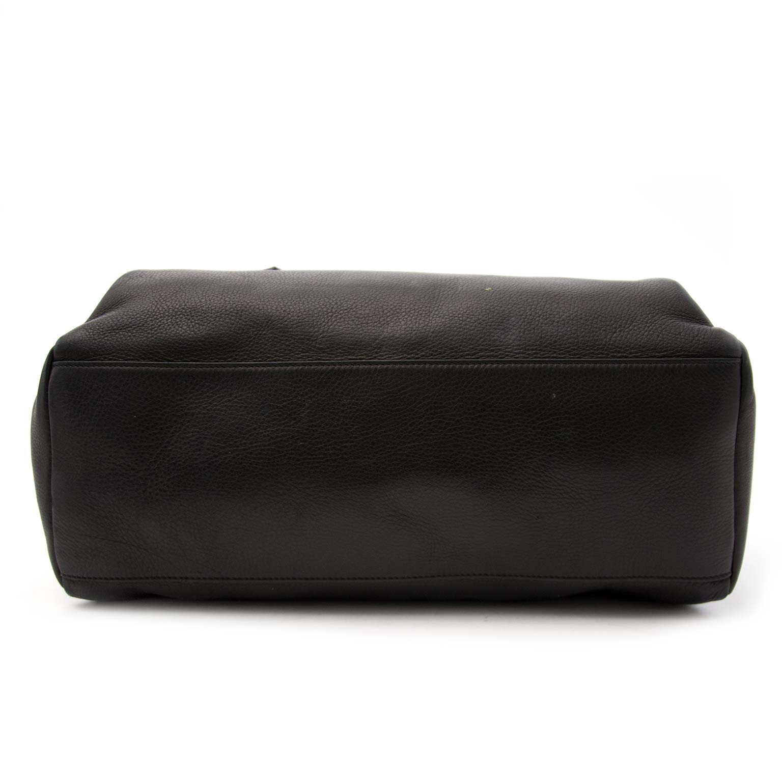 acheter en linge seconde main Givenchy Black Pandora Flap Bag