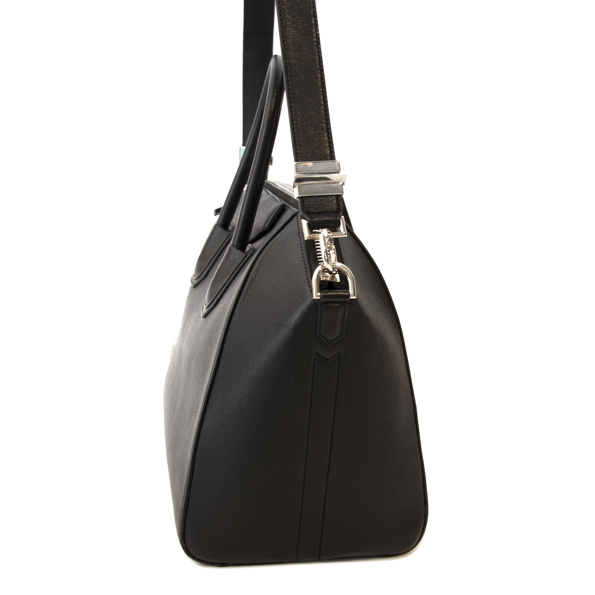 Authentique seconde main vintage Givenchy Antigona Medium Top Handle Bag achète en ligne webshop LabelLOV