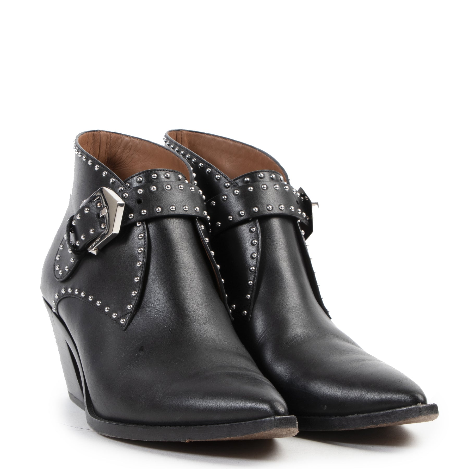 Authentic secondhand Givenchy Black Studded Leather Ankle Boots - Size 39 designer shoes boots fashion luxury vintage webshop safe secure online shopping