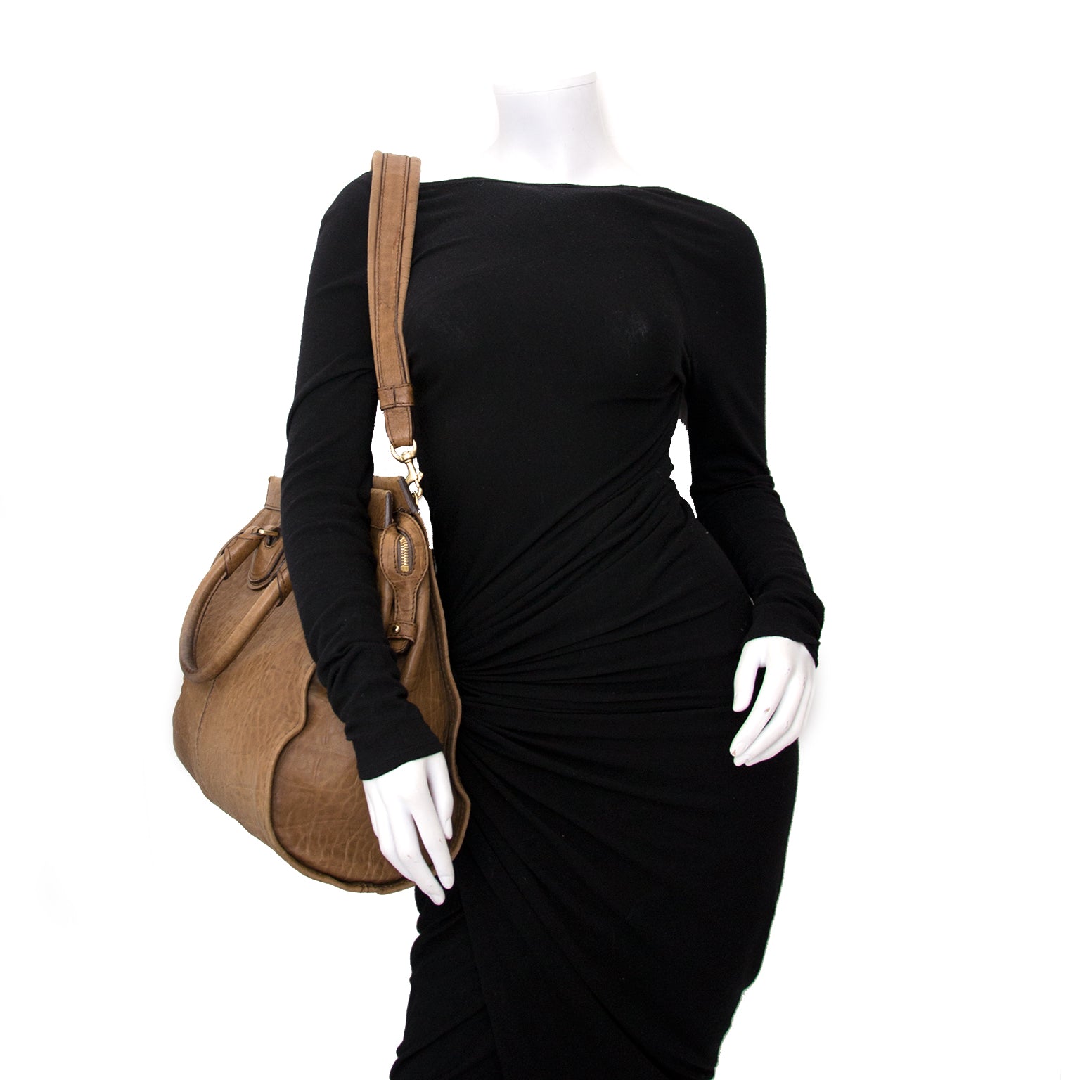 Acheter en ligne chez Labellov.com Givenchy Brown Large Shoulder Bag