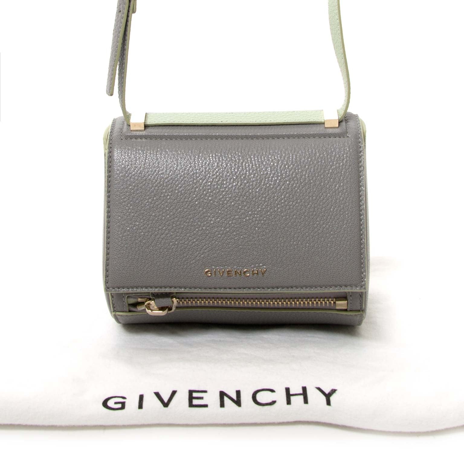 achetez Givenchy Pearl Grey Pandora Box Crossbody Bag chez labellov
