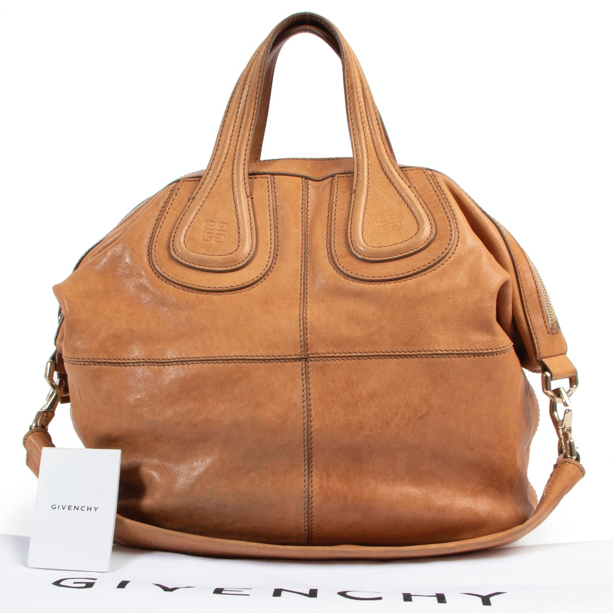Achetez en ligne second main ce sac Givenchy camel nightingale chez Labellov.com.