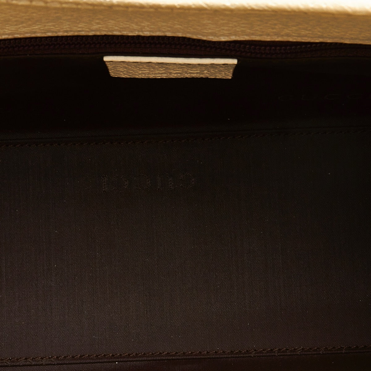 Buy online an authentic second hand Gucci Beige/White Canvas Jackie Shoulder Bag in very good condition at Labellov in Antwerp.