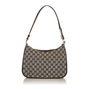 Buy an authentic second hand Gucci GG Canvas Shoulder Bag in very good condition at Labellov