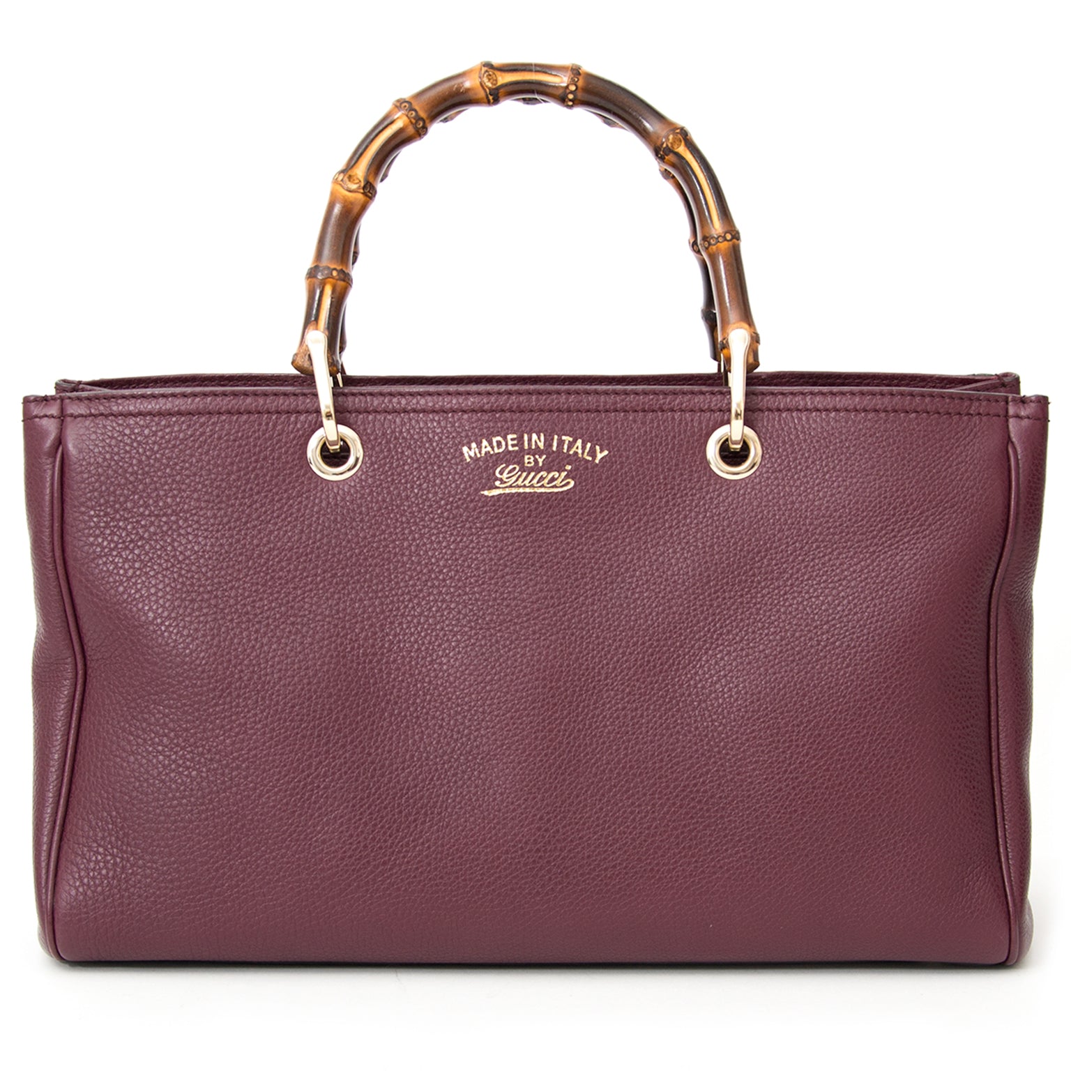 Buy authentic Gucci Burgundy Bamboo Tote at the right price at LabelLOV vintage webshop. Luxe, vintage, fashion. Safe and secure online shopping. Antwerp, Belgium.