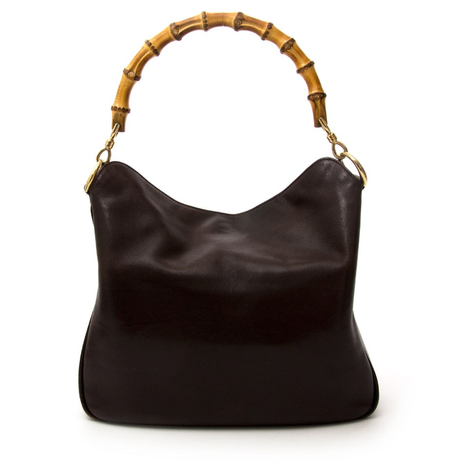 Op zoek naar een nieuwe Gucci Brown Hobo Bamboo handtas? Koop aan de beste prijs online bij Labellov Antwerpen