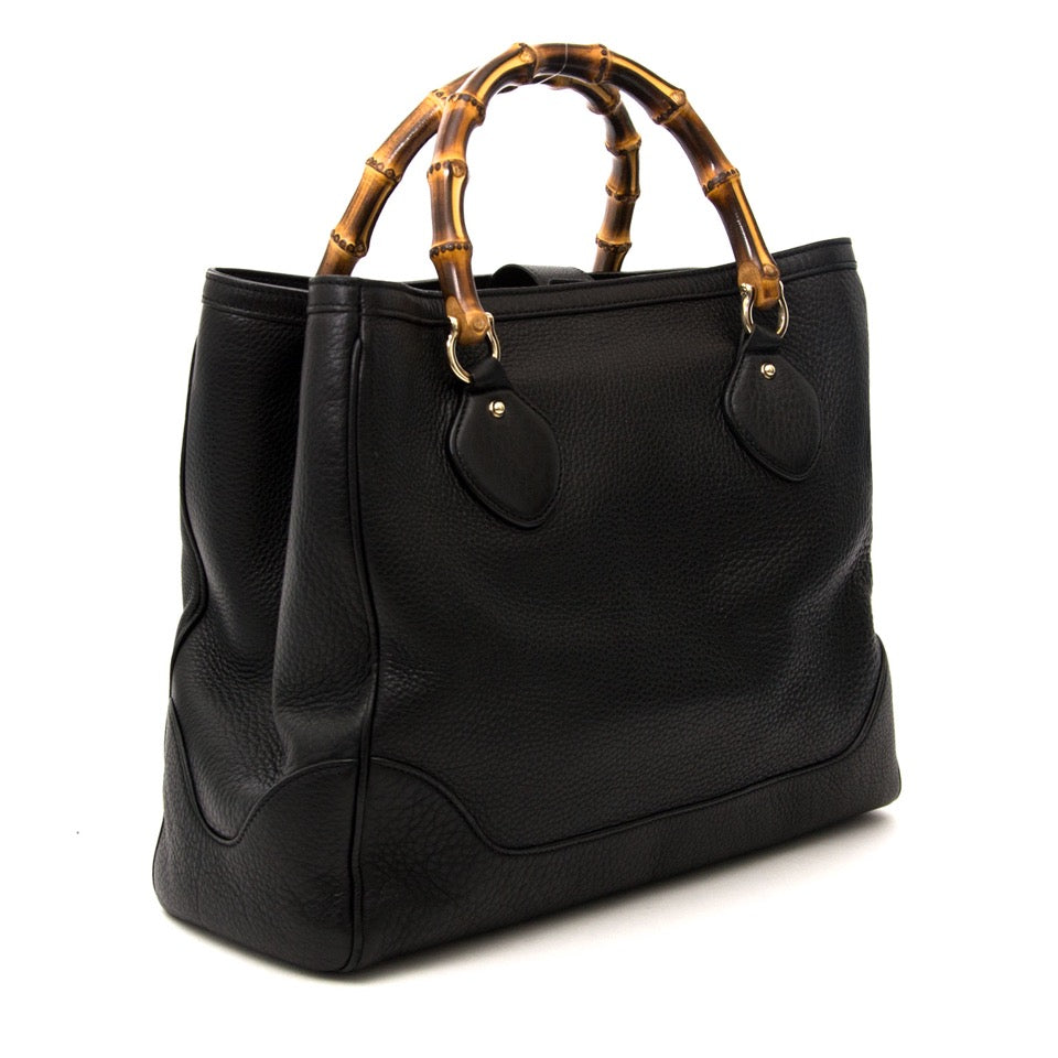 Acheter secure en ligne des sacs à mains Gucci Medium 'Diana' Bag avec Labellov