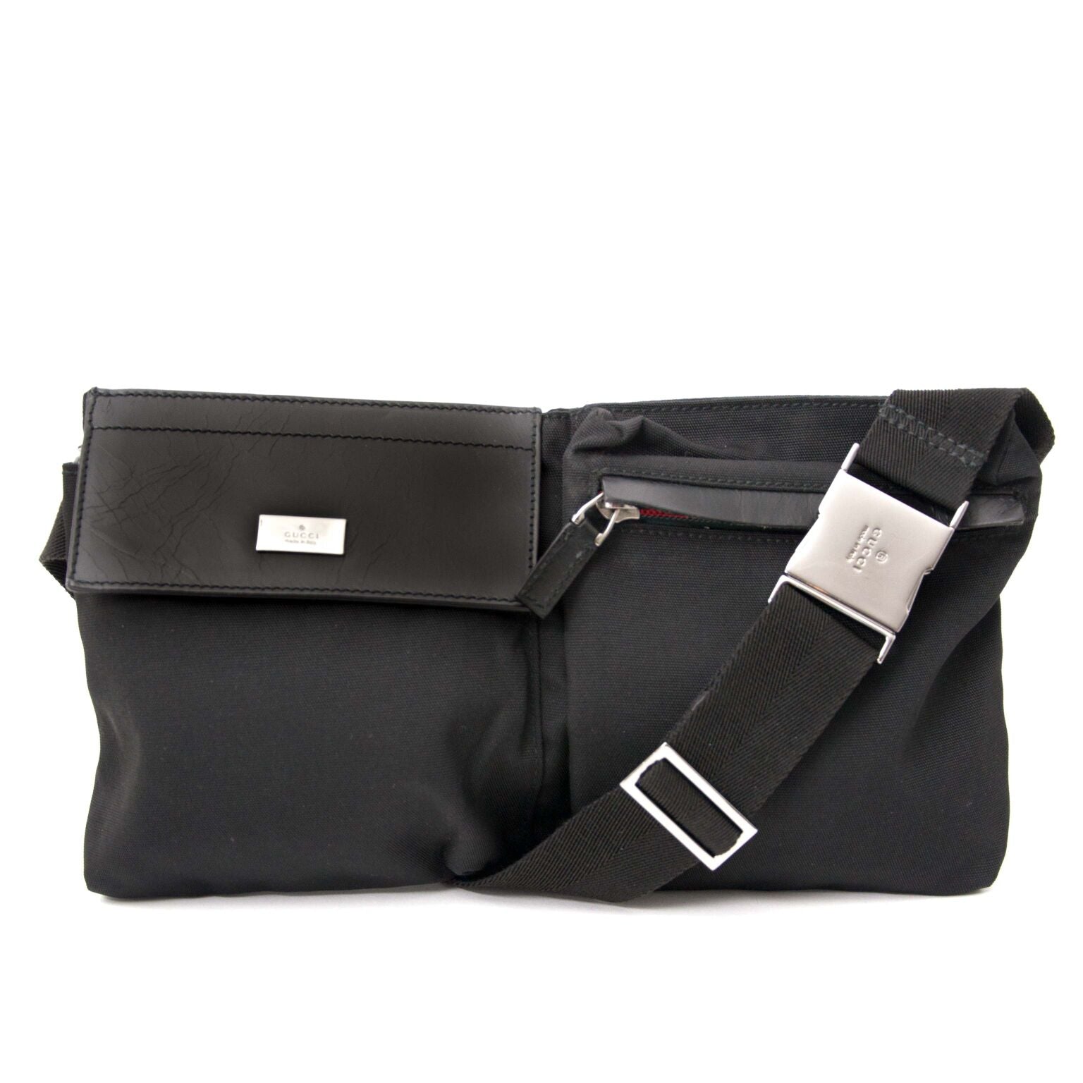 Prachtige unieke Gucci Black Hip Bag, nu veilige online te koop op labellov.com