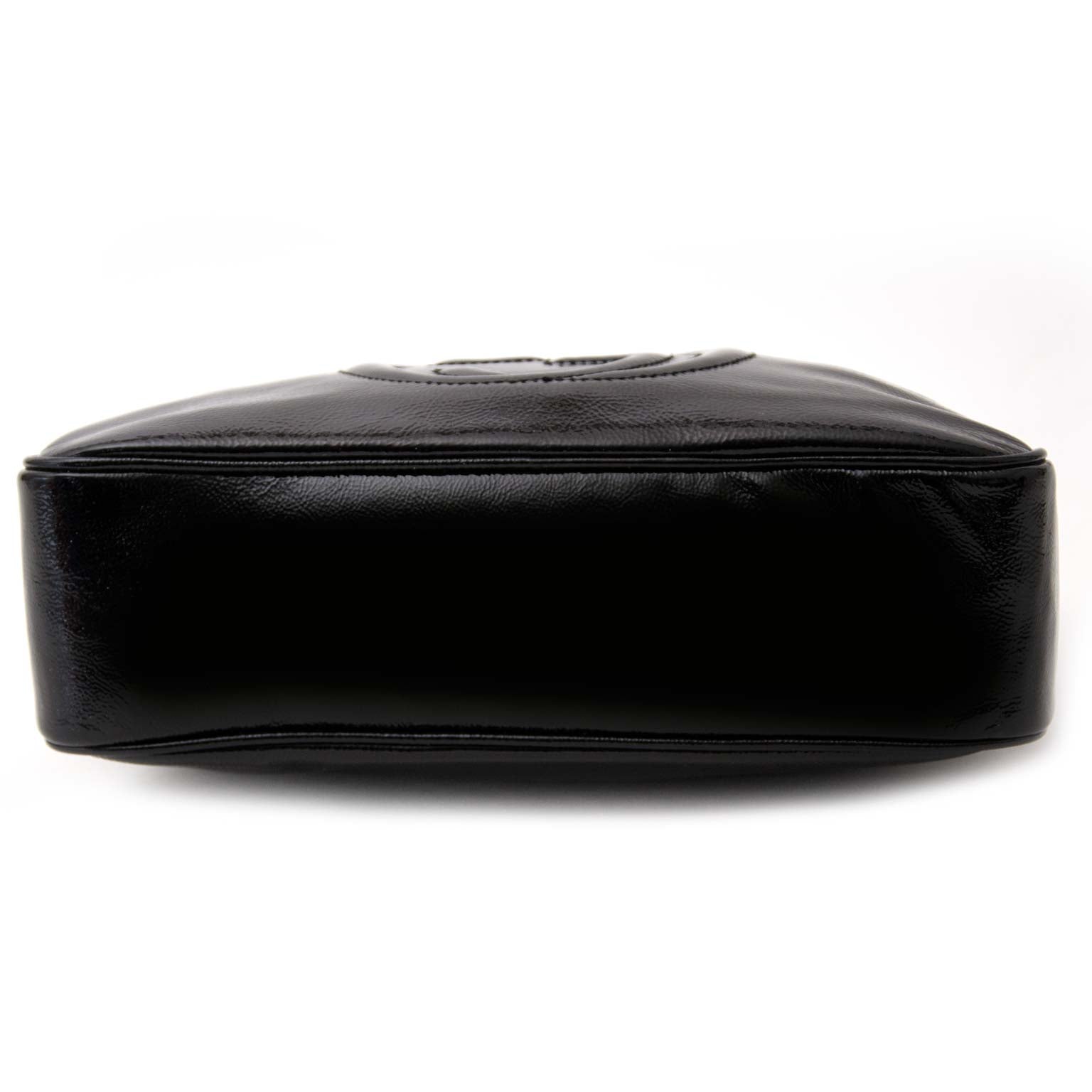 Koop uw authentieke Gucci Patent Leather Disco Soho Chain Bag