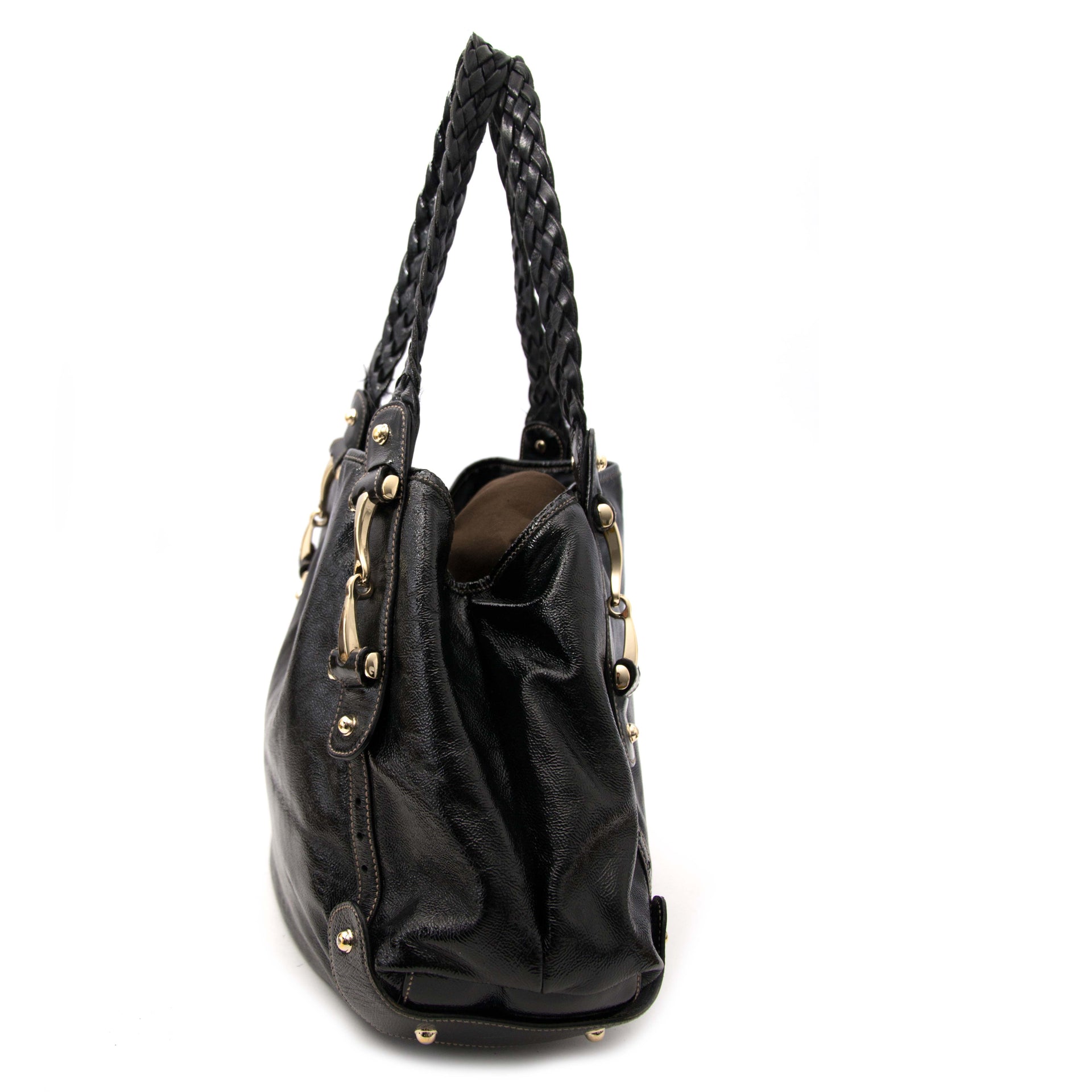 looking for a secondhand Gucci Black Leather Bag