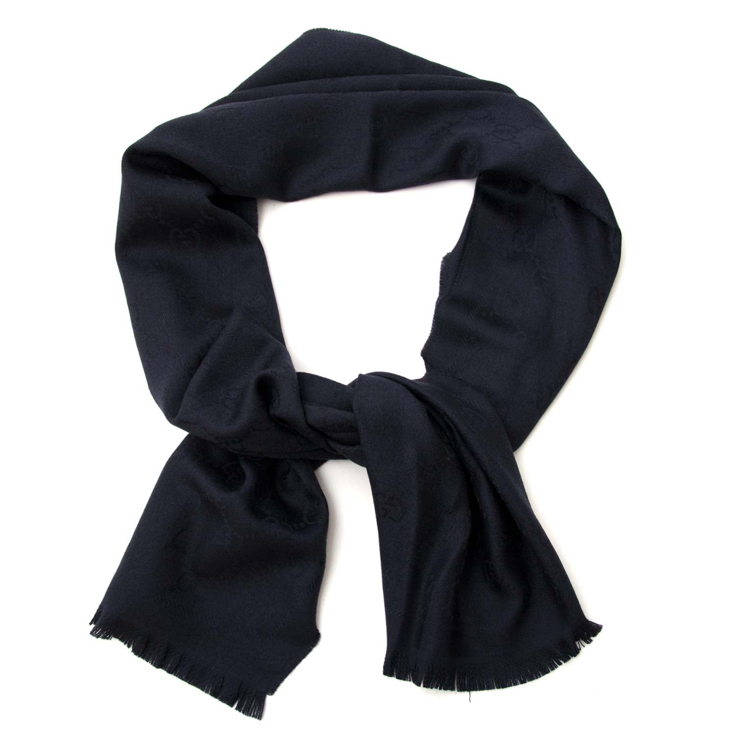 koop veilig online tegen de beste prijs tweedehands luxe merken Gucc Dark Blue Monogram Wool Scarf