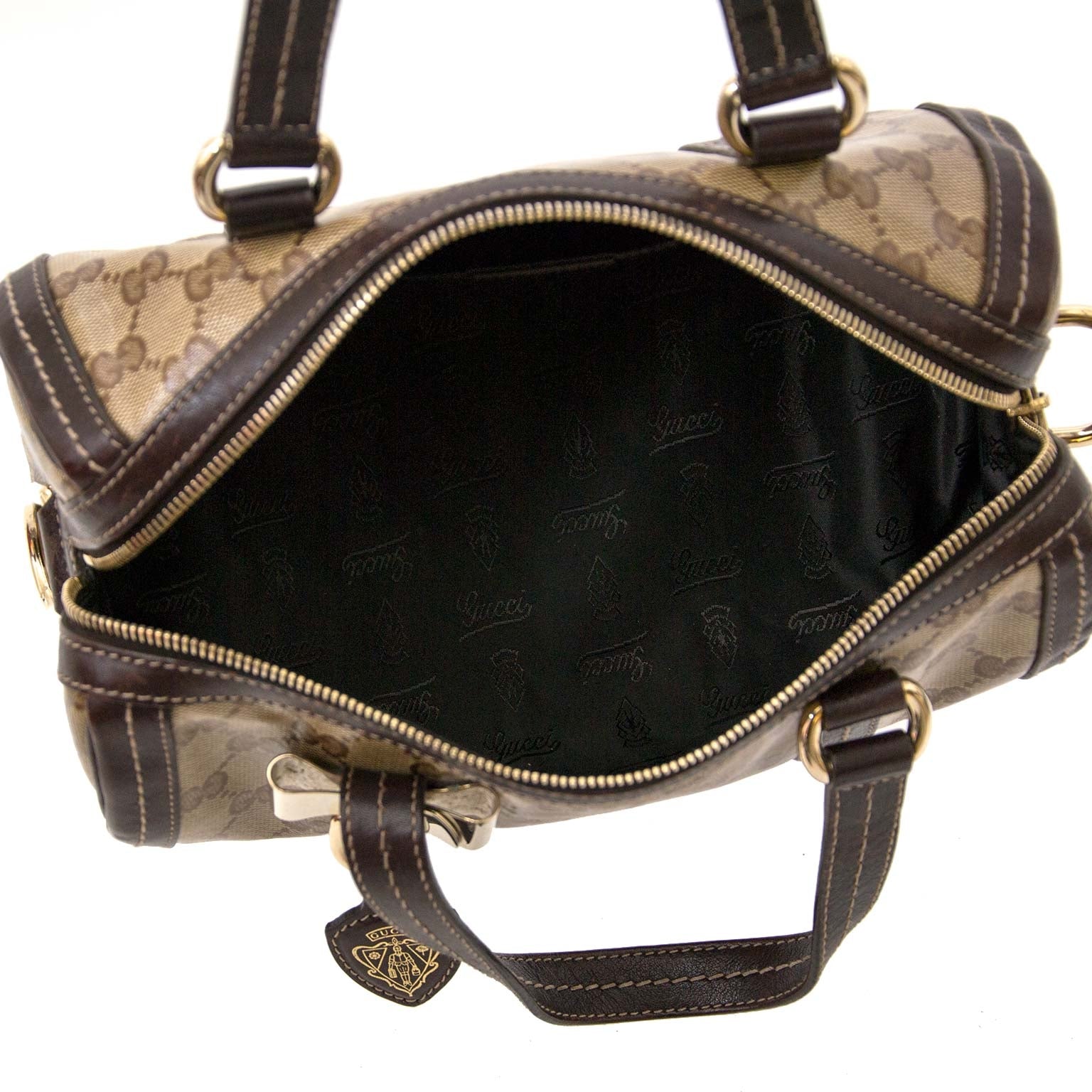 safe online shopping at labellov vintage fashion webshop with gucci bags