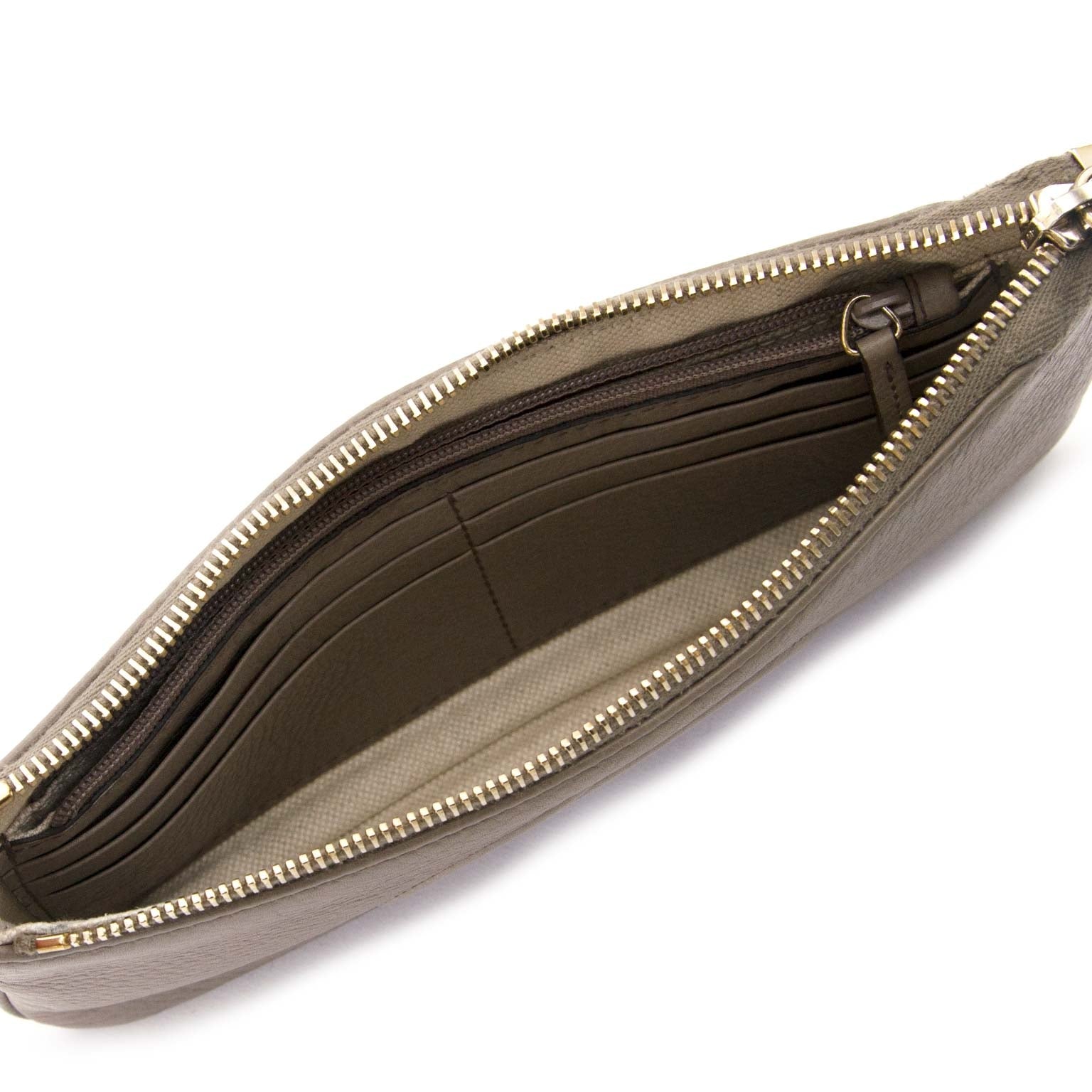 gucci grey leather soho wrist clutch wallet now for sale at labellov vintage fashion webshop belgium