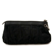 koop Gucci Black Suede Clutch bij labellov aan de beste prijs