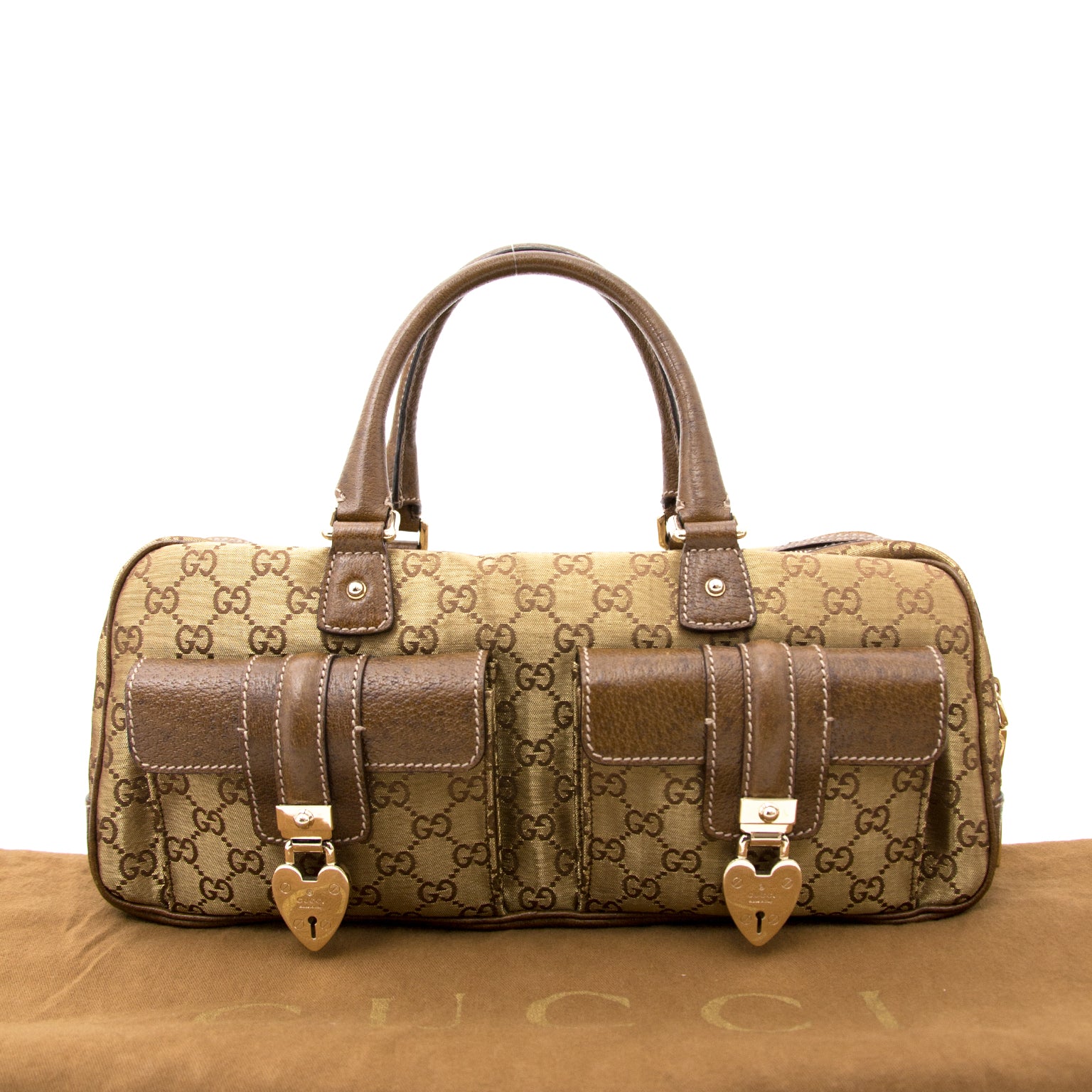 Are you looking for a secondhand designer bag to buy? Buy high end designer items for a fraction of the price.