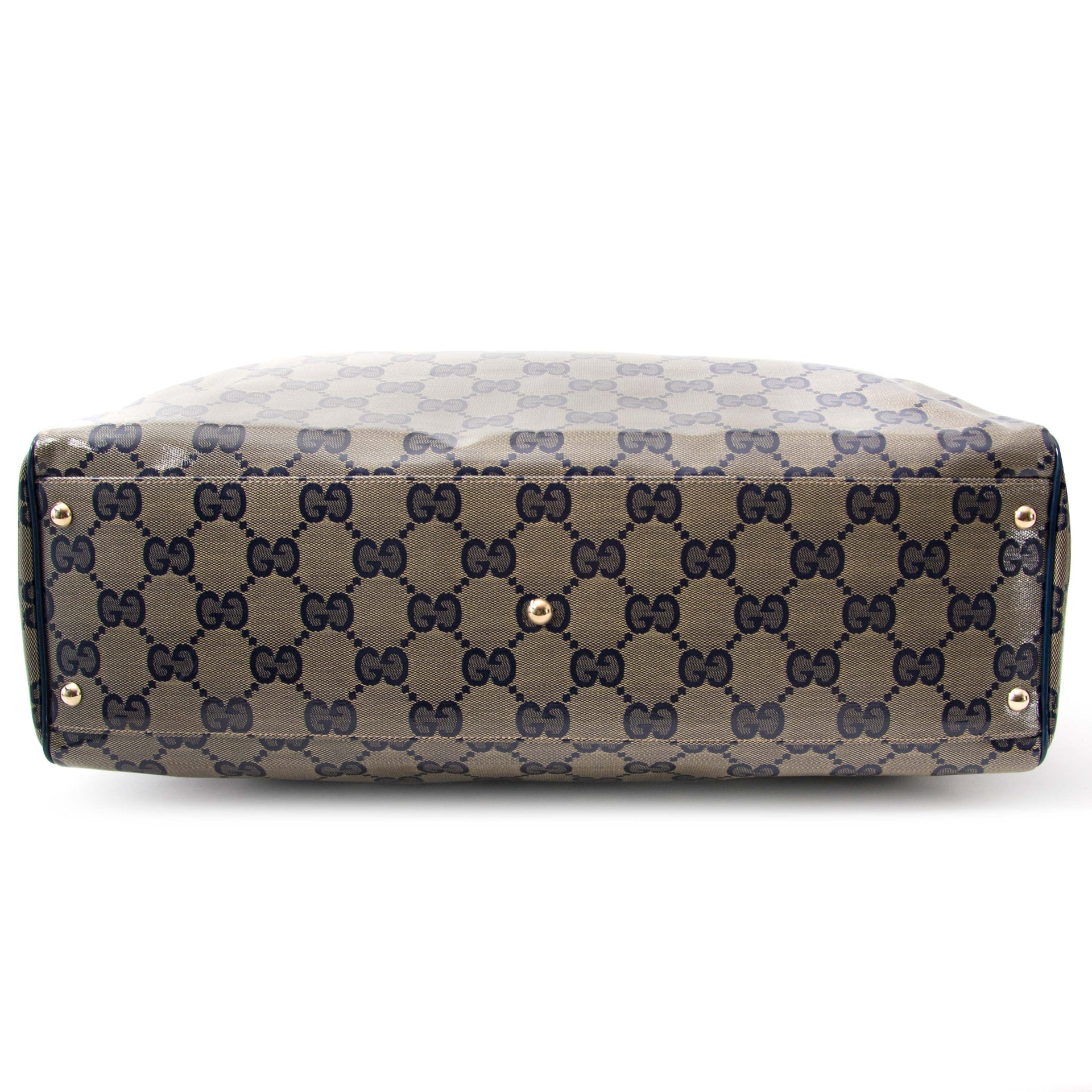 Koop snel en gemakkelijk uw Gucci GG Supreme Coated Monogram Canvas Travel Bag online bij Labellov in Antwerpen