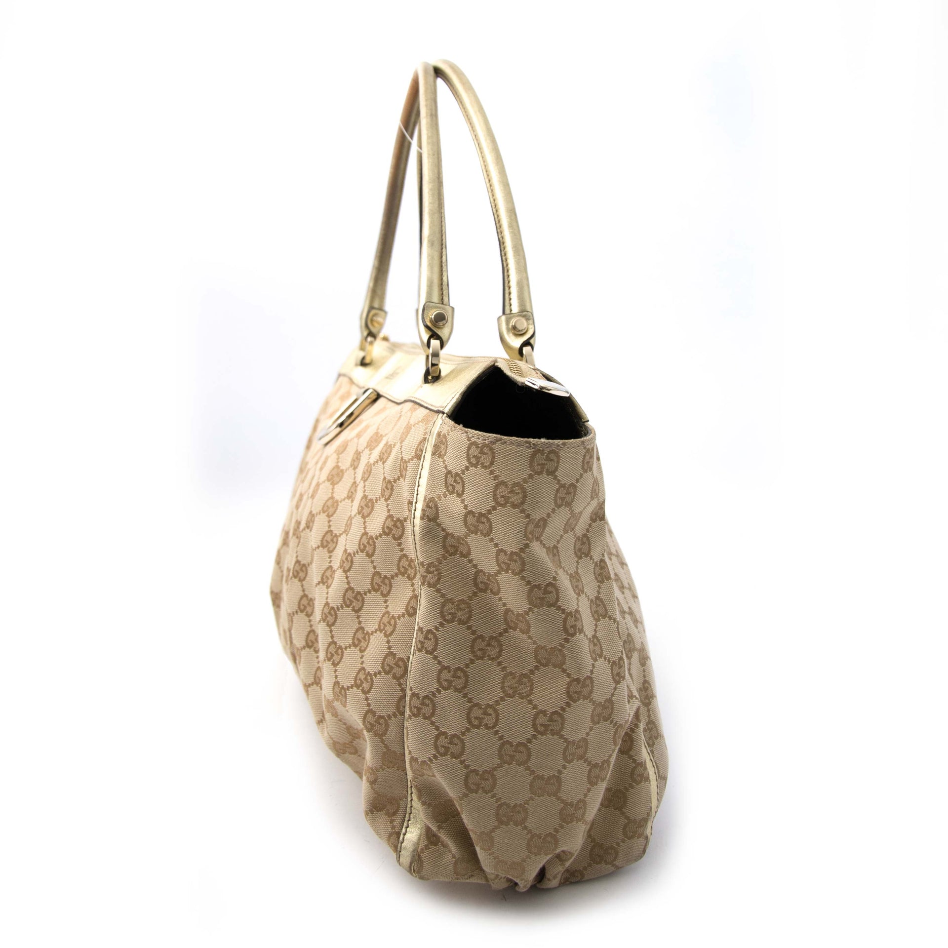 looking for a secondhand Gucci Monogram Tote Bag