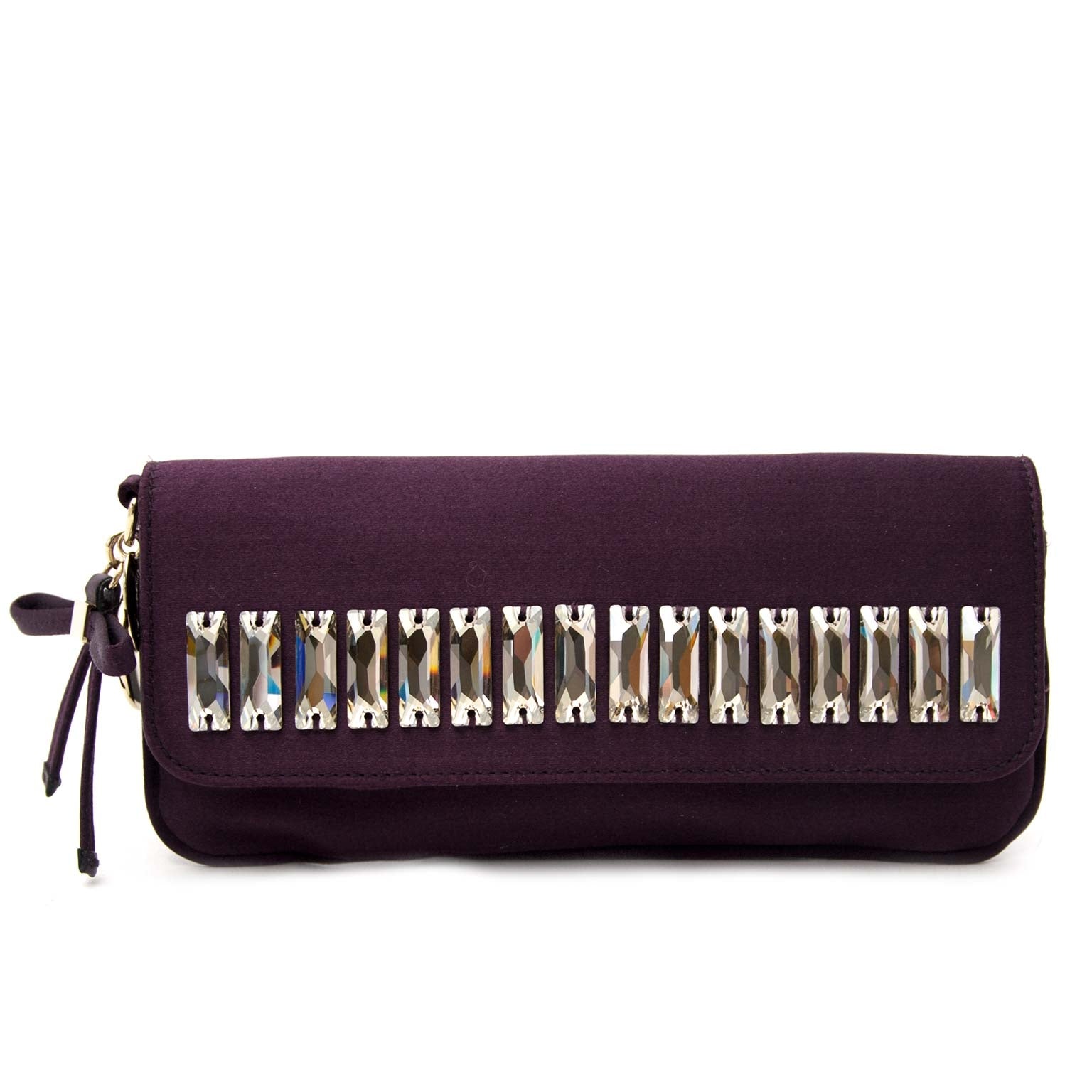 Gucci Crystals Purple Clutch Bag 'Buy authentic secondhand Gucci clutches at the right price at LabelLOV, safe and secure online shopping. Koop authentieke tweedehands Gucci avondtasjes aan de juiste prijs bij LabelLOV.'