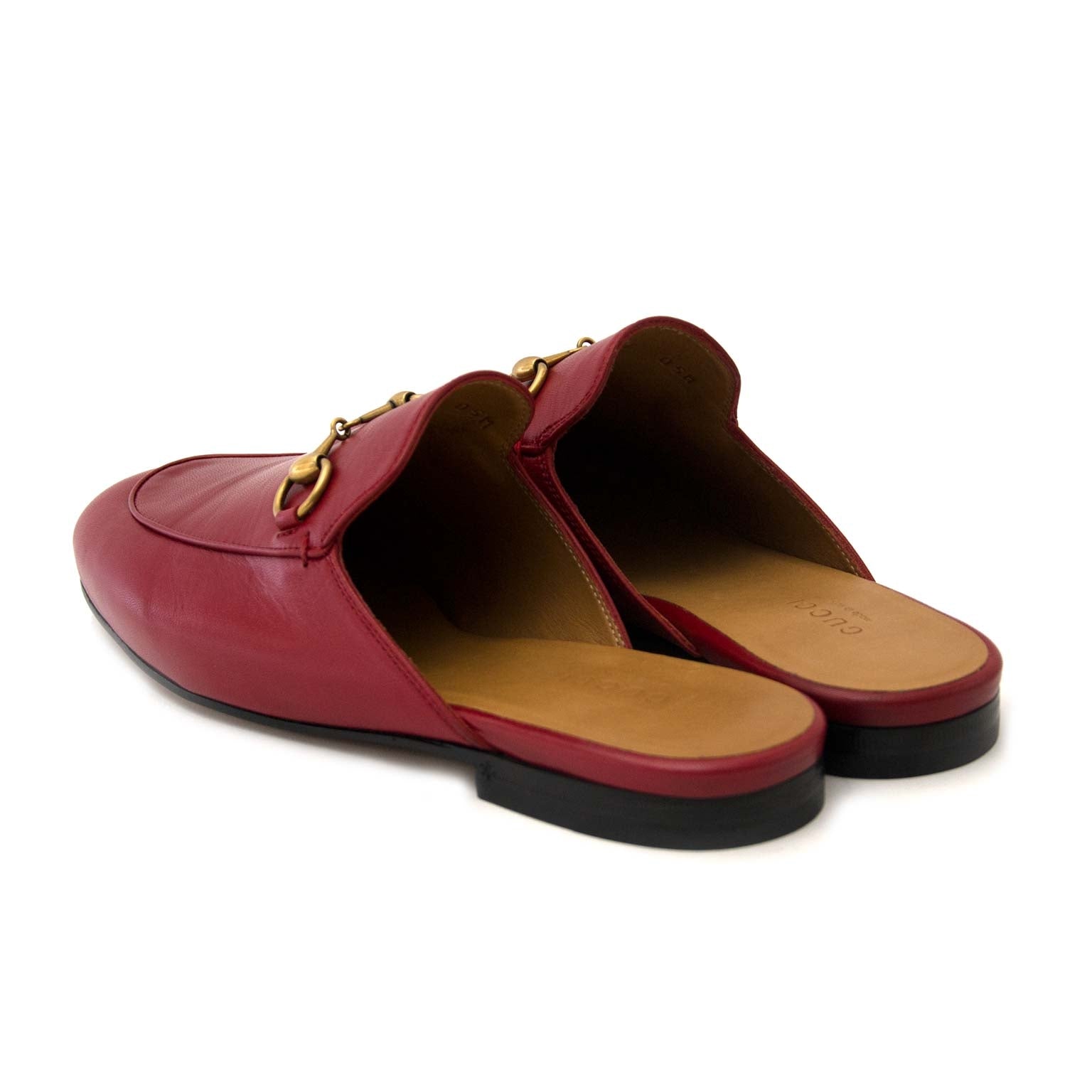 buy secondhand authentic Gucci Princetown Leather Slipper at the right price at Labellov, online vintage webshop.