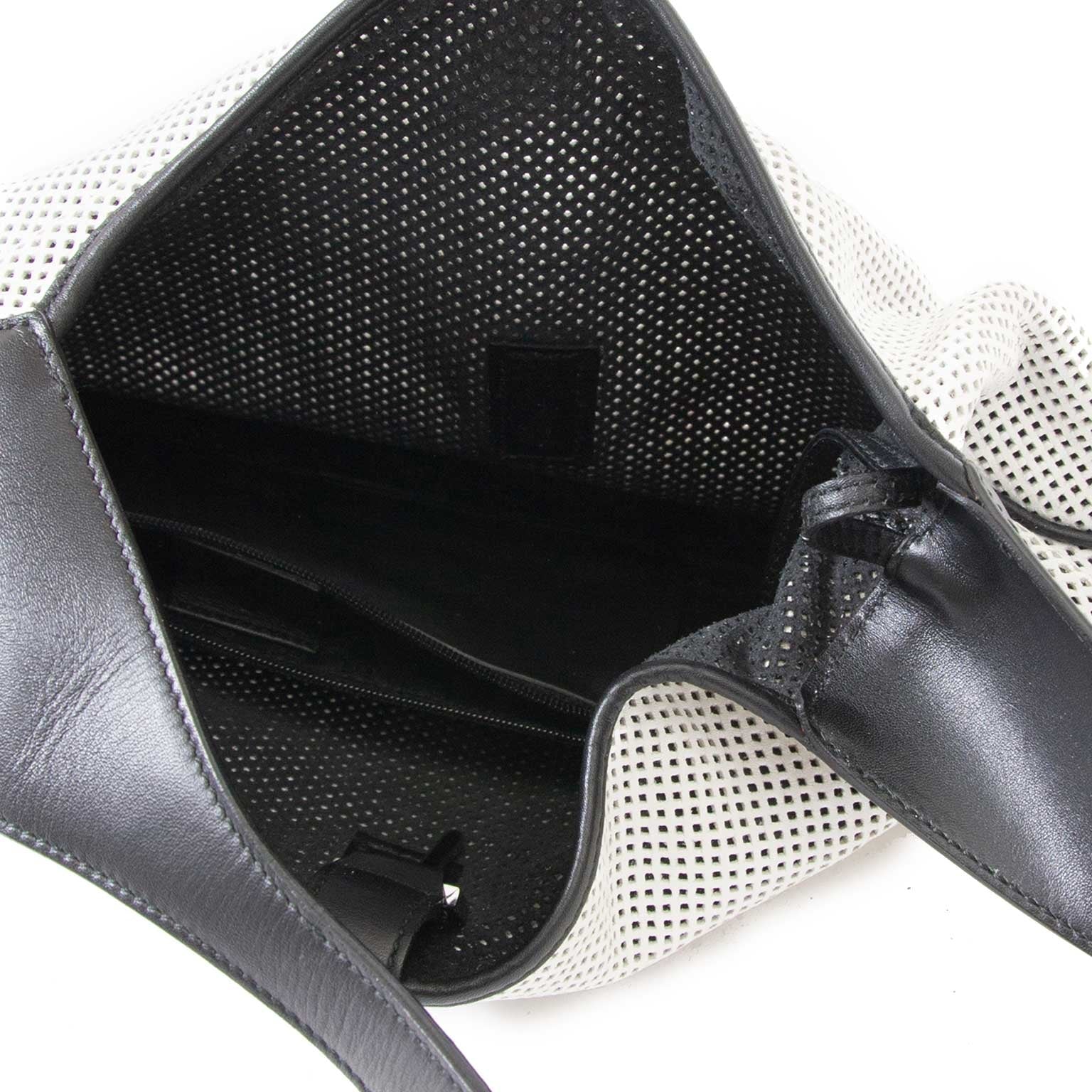 gucci black & white leather jackie bag now for sale at labellov vintage fashion webshop belgium