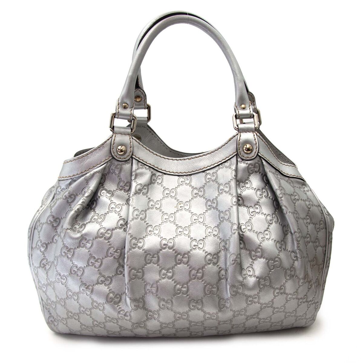 Achetez authentique seconde main Gucci sac de main dans le couleur argent pour le bon prix chez LabelLOV.