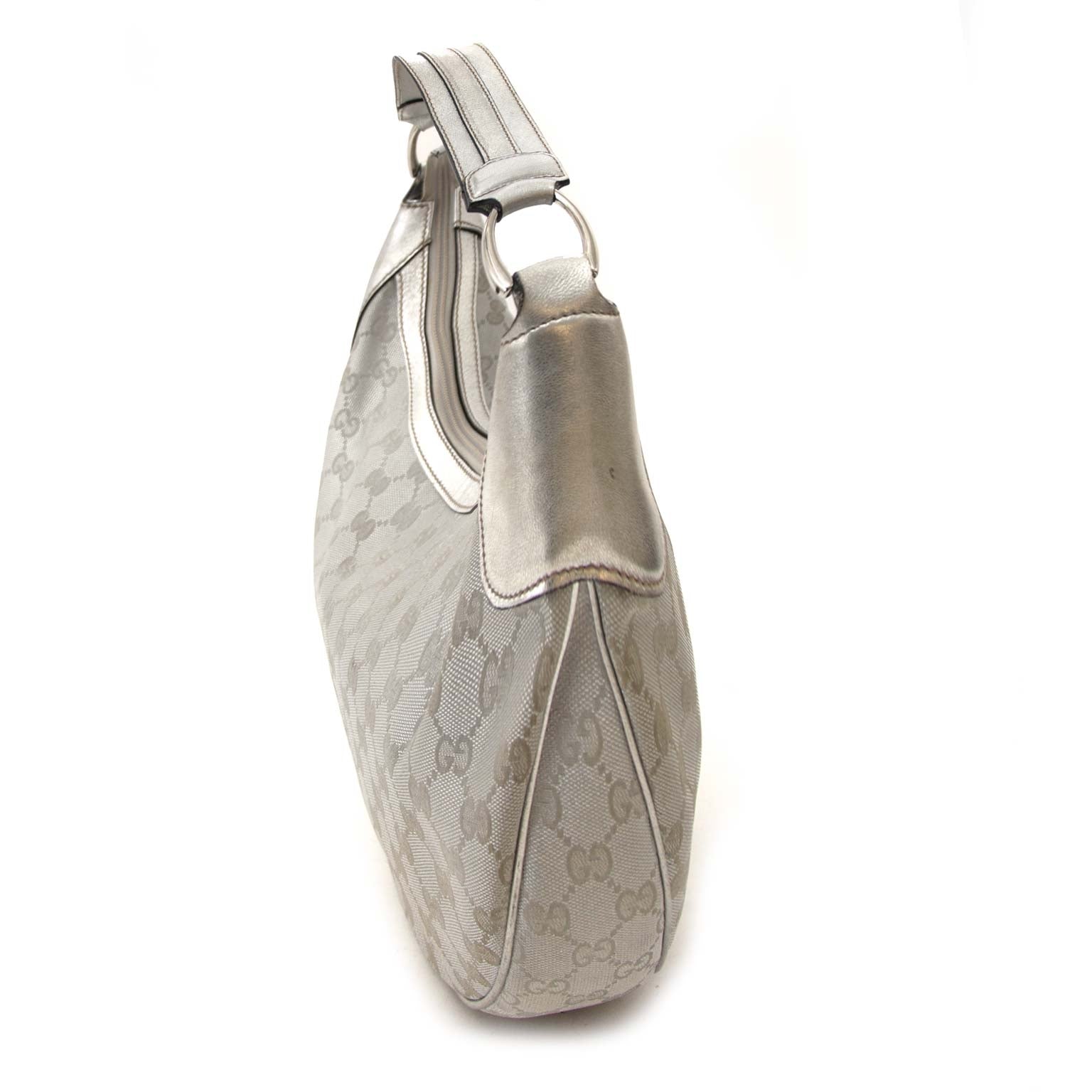 veilig online shoppen bij labellov vintage mode webshop met gucci halve maan half moon bags