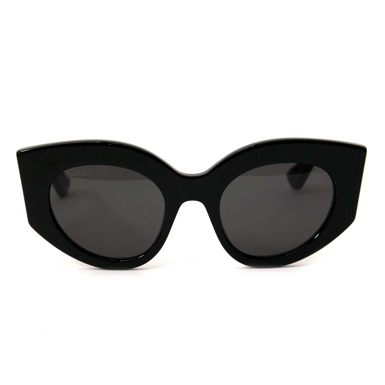 Buy authentic Gucci sunglasses at Labellov vintage fashion webshop