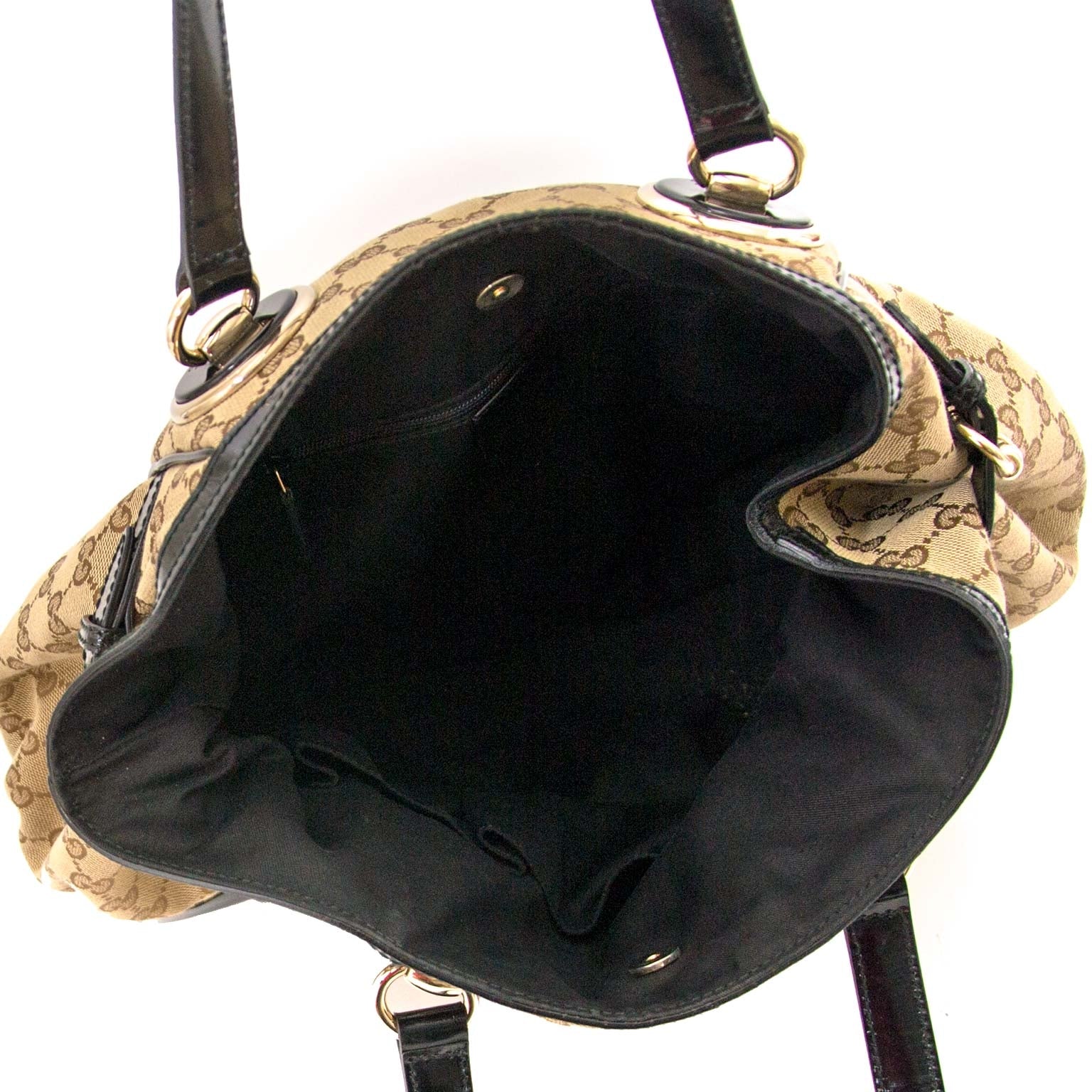 Buy authentic Gucci monogram bags at Labellov vintage fashion webshop