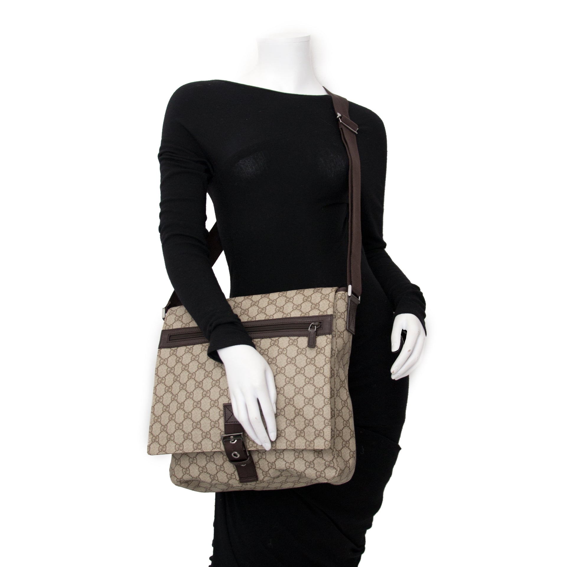 koop veilig online aan de beste prijs tweedehand Gucci Monogram Messenger Bag