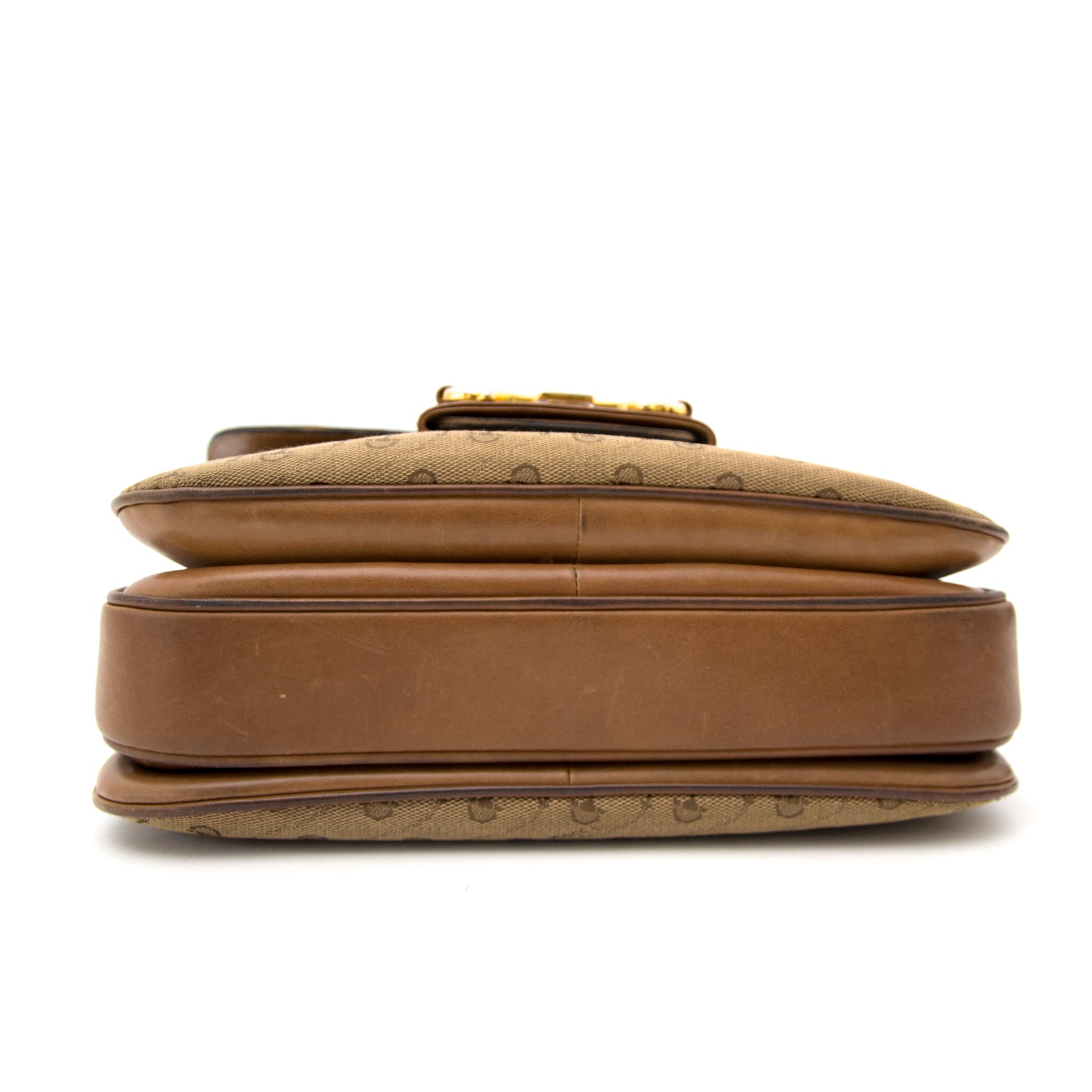 koop veilig online aan de beste prijs jou twedehands Gucci Vintage Camel Box Bag