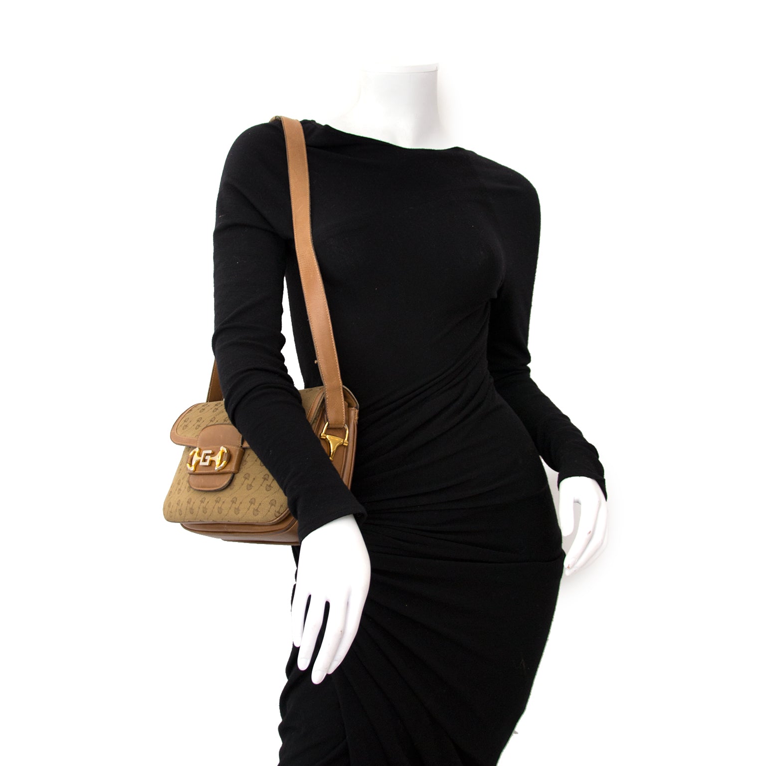 koop veilig online aan de beste prijs tweedehands Gucci Vintage Camel Box Bag