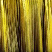 gucci gold pleated skirt now for sale at labellov vintage fashion webshop belgium